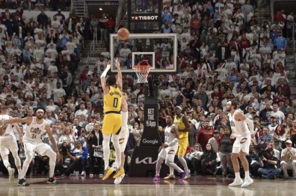 竹演配资 ESPN预测步行者G3胜率53.2% 略占优势对决骑士